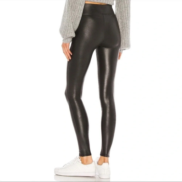 Spanx 2437 Faux Leather Leggings XS Petite - Picture 10 of 10